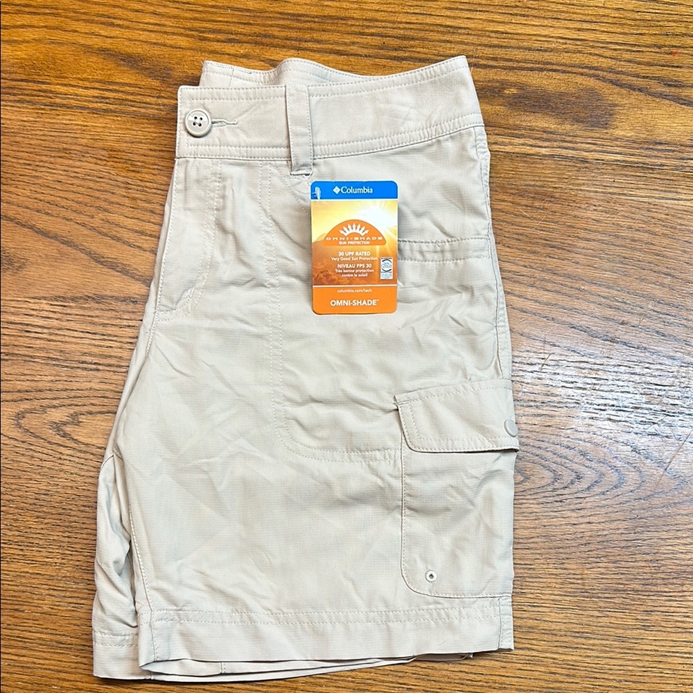 🎉HP🎉 Beige Columbia Women's Cargo Shorts